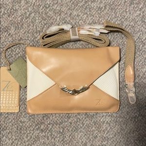 Zone 6 clutch/wristlet